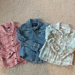 Girls flannel bundle 5T/xs
